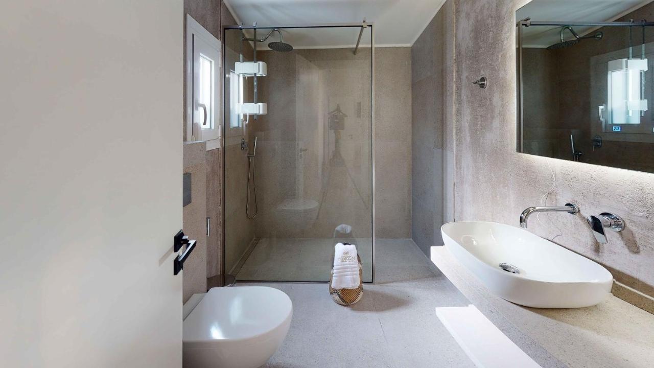 Nikkon Luxury Living Villa Árvi Kültér fotó