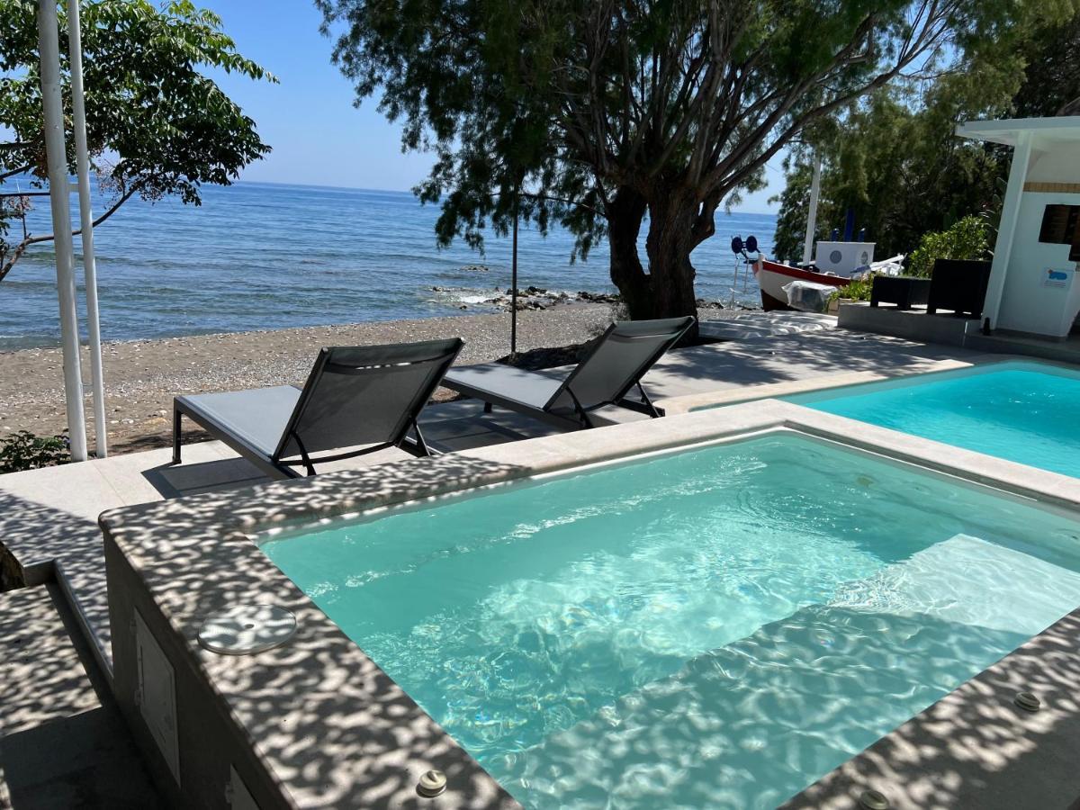 Nikkon Luxury Living Villa Árvi Kültér fotó