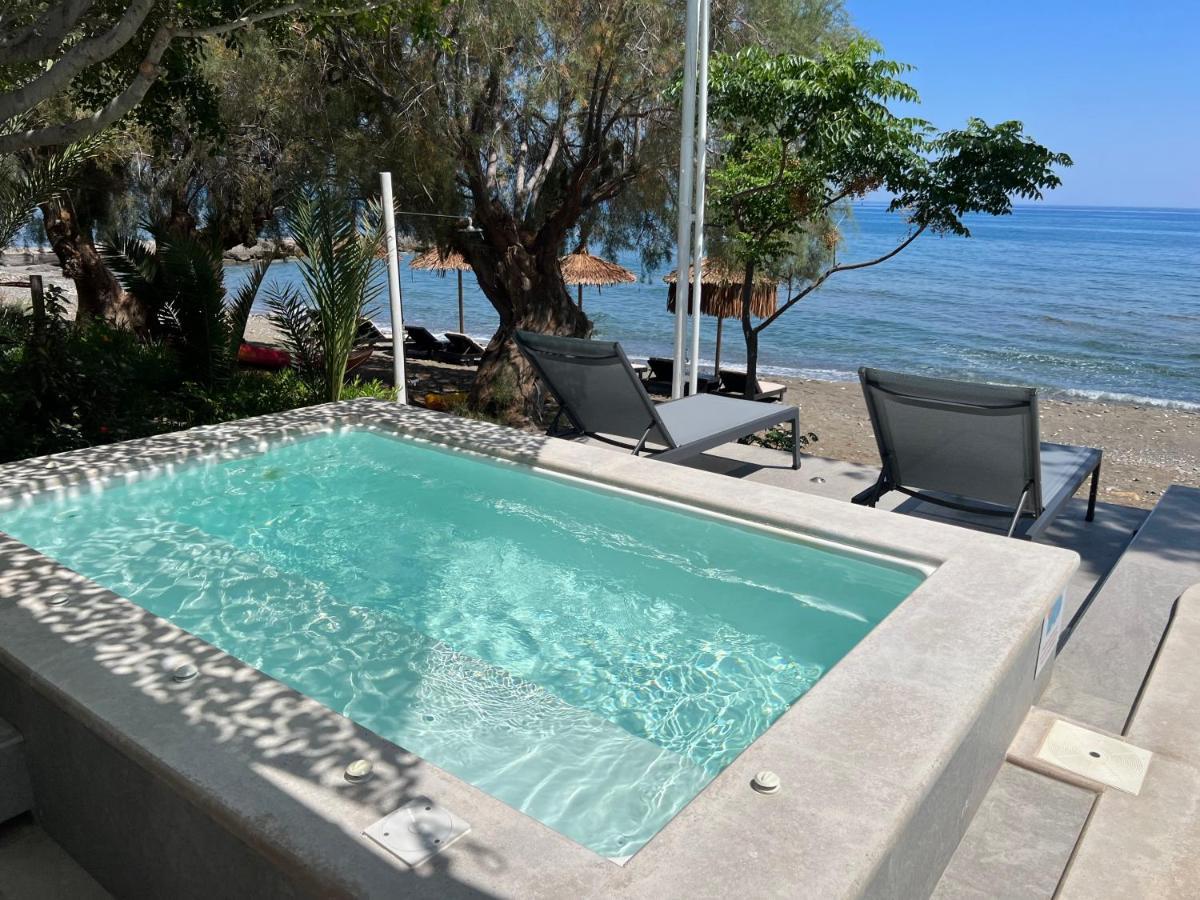 Nikkon Luxury Living Villa Árvi Kültér fotó